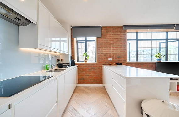 St. James's Road, London, SE1 - Kinleigh Folkard & Hayward
