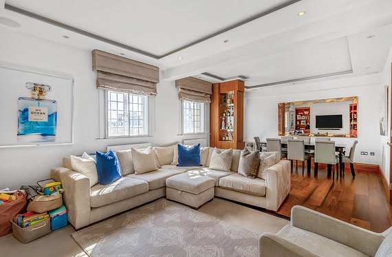 Baker Street, Marylebone, London, NW1 - Kinleigh Folkard & Hayward