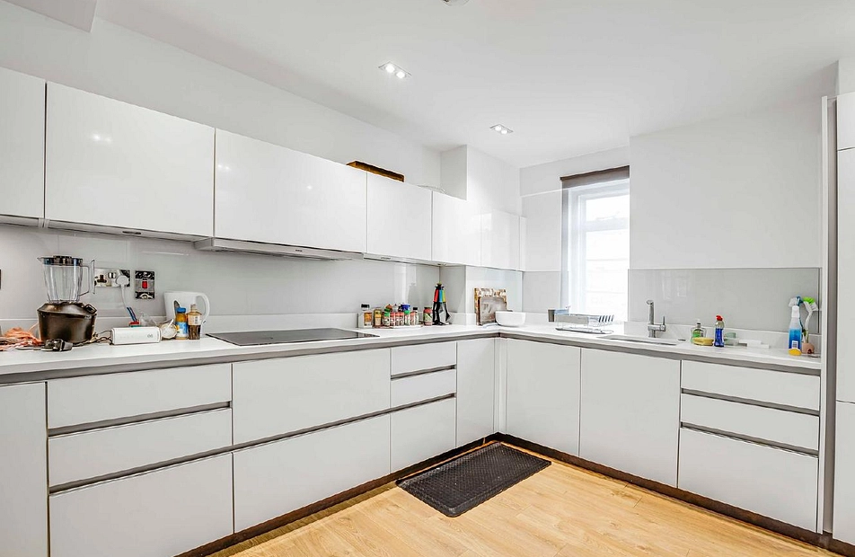 Park Road, London, Marylebone, NW1 - Kinleigh Folkard & Hayward