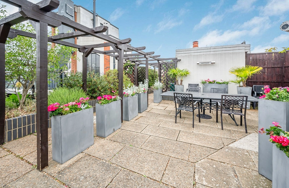 Marylebone Road, Marylebone, London, NW1 - Kinleigh Folkard & Hayward