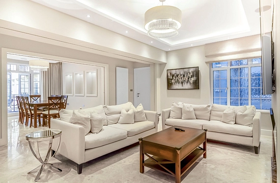 Marylebone Road, London, NW1 - Kinleigh Folkard & Hayward