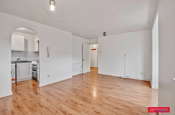 Dalrymple Close, London, N14 - Kinleigh Folkard & Hayward