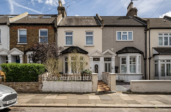 Selborne Road, Wood Green, London, N22 - Kinleigh Folkard & Hayward