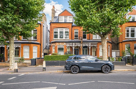 Tetherdown, Muswell Hill, London, N10 - Kinleigh Folkard & Hayward