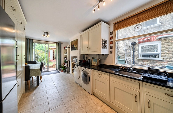Pembroke Road, Muswell Hill, London, N10 - Kinleigh Folkard & Hayward