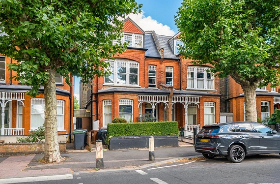 Tetherdown, Muswell Hill, London, N10 - Kinleigh Folkard & Hayward