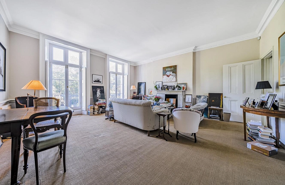 Royal Crescent, Holland Park, London, W11 - Kinleigh Folkard & Hayward