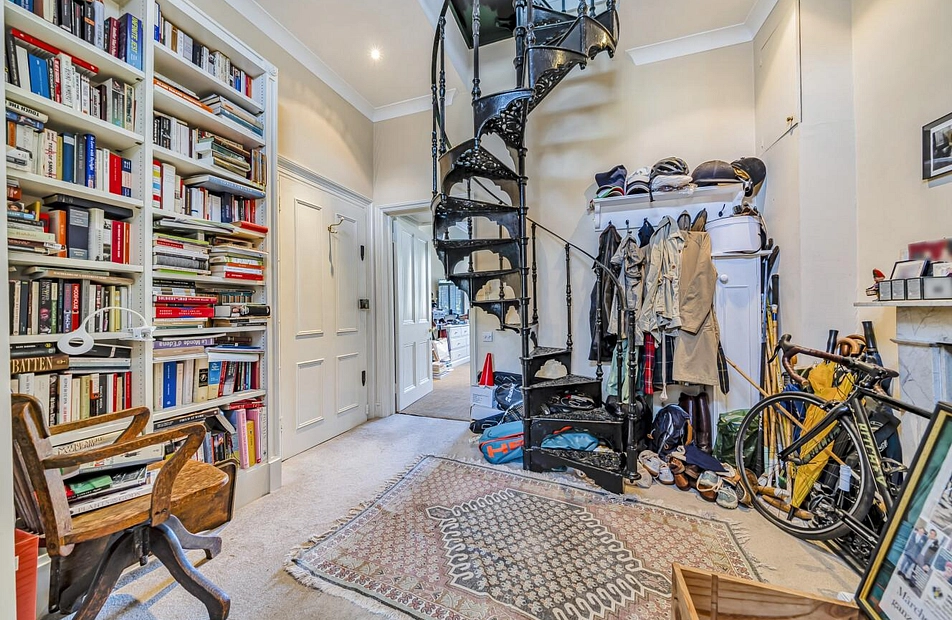 Royal Crescent, Holland Park, London, W11 - Kinleigh Folkard & Hayward