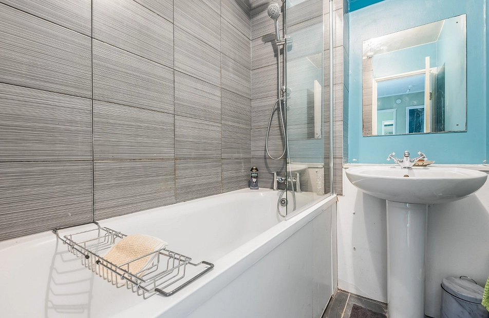 Bibury Close, London, SE15 - Kinleigh Folkard & Hayward