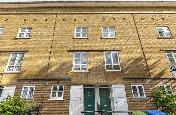 Commercial Way, Peckham, London, SE15 - Kinleigh Folkard & Hayward