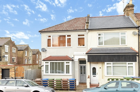 Amott Road, Peckham Rye, London, SE15 - Kinleigh Folkard & Hayward