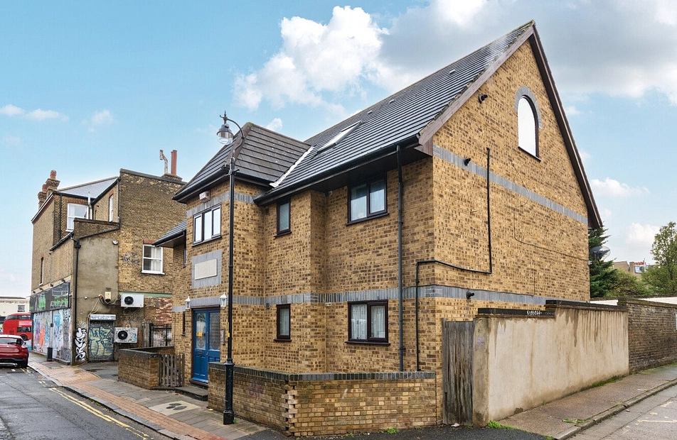 Peckham Rye, London, SE15 - Kinleigh Folkard & Hayward