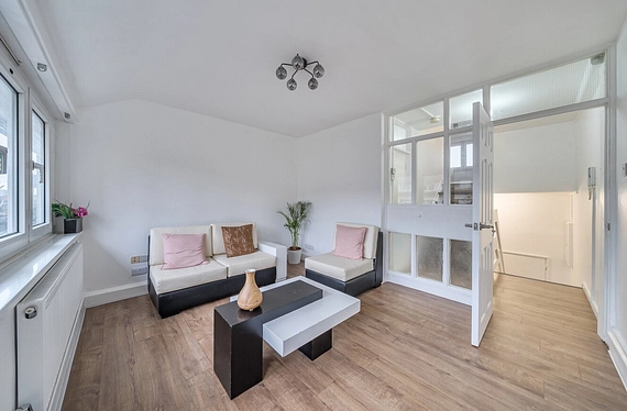 East Surrey Grove, London, SE15 - Kinleigh Folkard & Hayward