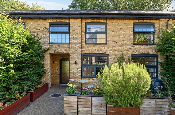 Hatcham Park Mews, London, SE14 - Kinleigh Folkard & Hayward