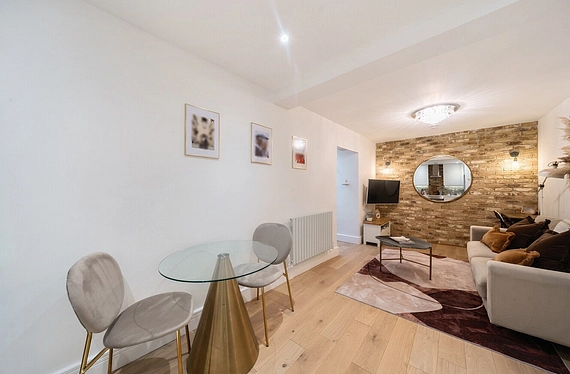 Upper Richmond Road, London, SW15 - Kinleigh Folkard & Hayward