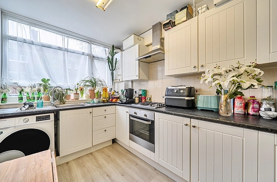 Shoreham Close, Putney, London, SW18 - Kinleigh Folkard & Hayward