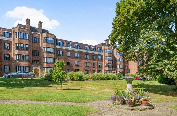 Manor Fields, Putney, London, SW15 - Kinleigh Folkard & Hayward