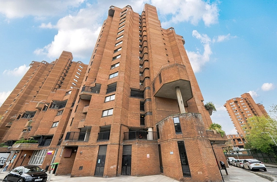 World's End Estate, Chelsea, London, SW10 - Kinleigh Folkard & Hayward