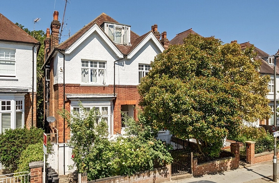 Holmbush Road, Putney, SW15 - Kinleigh Folkard & Hayward