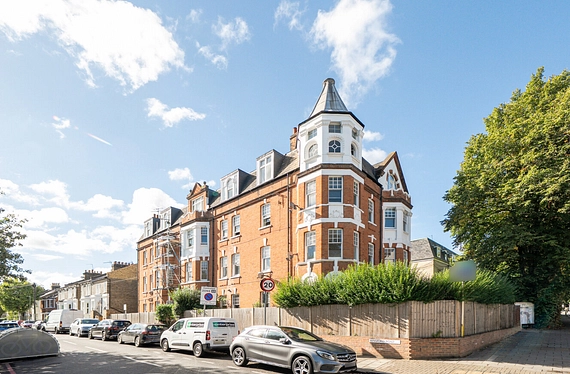Ringford Road, London, SW18 - Kinleigh Folkard & Hayward
