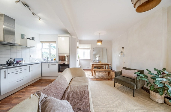 Brondesbury Park, London, NW6 - Kinleigh Folkard & Hayward