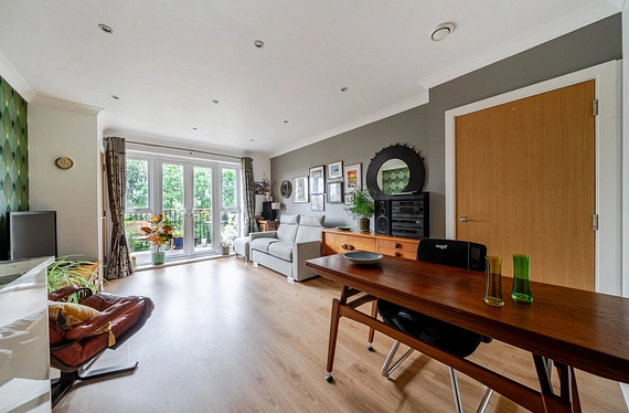 St. Catherines Close, Raynes Park, London, SW20 - Kinleigh Folkard & Hayward