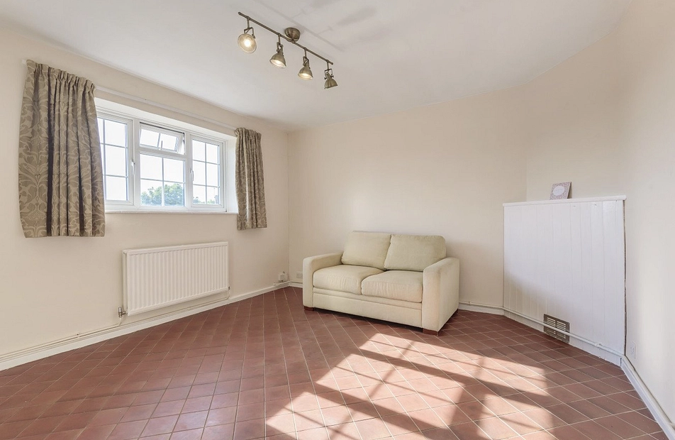 Linkway, London, SW20 - Kinleigh Folkard & Hayward