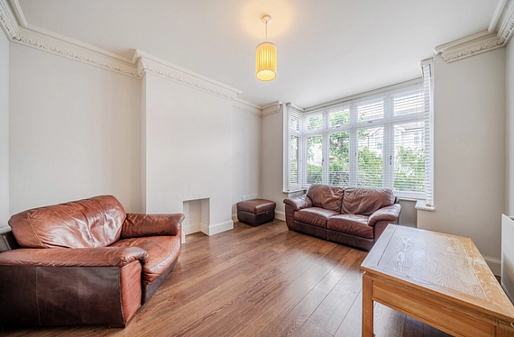 Somerset Avenue, Raynes Park, London, SW20 - Kinleigh Folkard & Hayward