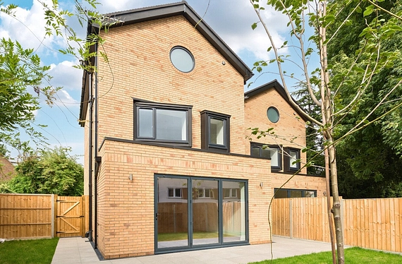 Grand Drive, London, SW20 - Kinleigh Folkard & Hayward