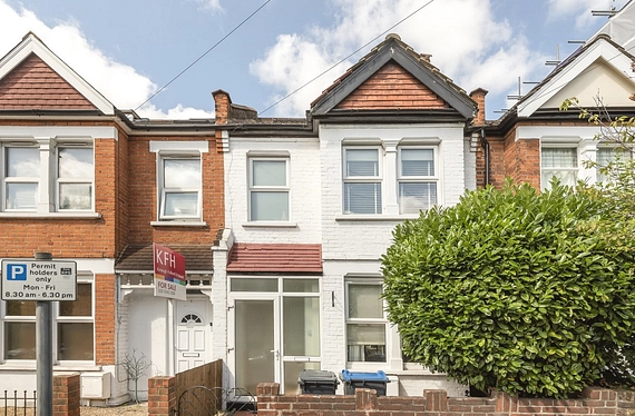 Clifton Park Avenue, Raynes Park, London, SW20 - Kinleigh Folkard & Hayward