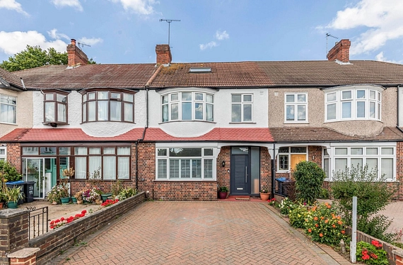 Oakway, London, SW20 - Kinleigh Folkard & Hayward