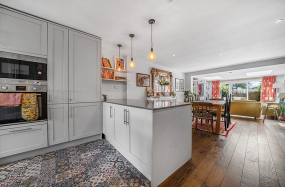 Cranford Close, Raynes Park, London, SW20 - Kinleigh Folkard & Hayward