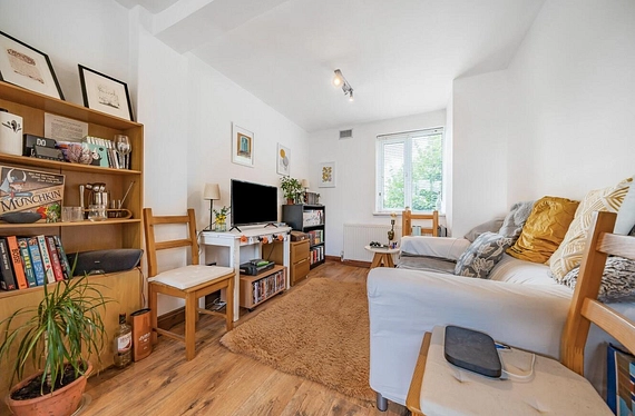 Delamere Road, Raynes Park, London, SW20 - Kinleigh Folkard & Hayward