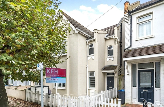 Southdown Road, Raynes Park, London, SW20 - Kinleigh Folkard & Hayward