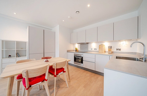 Kingston Road, Raynes Park, London, SW20 - Kinleigh Folkard & Hayward