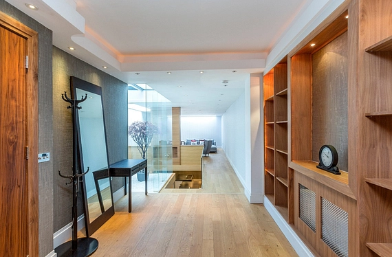 Horseferry Road, Westminster, London, SW1P - Kinleigh Folkard & Hayward