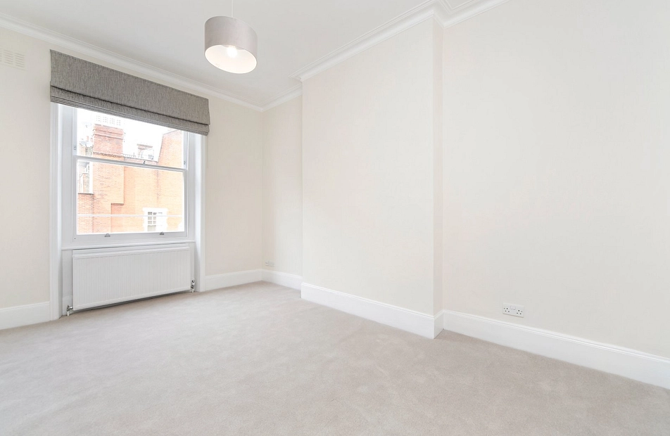 Fulham Road, London, SW10 - Kinleigh Folkard & Hayward