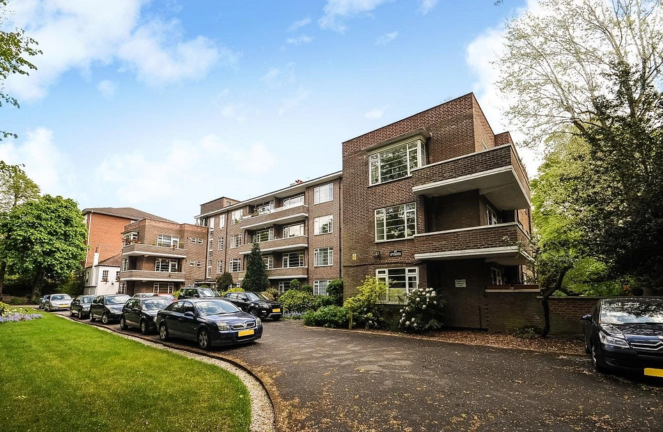 Wimbledon Park Side, London, SW19 - Kinleigh Folkard & Hayward