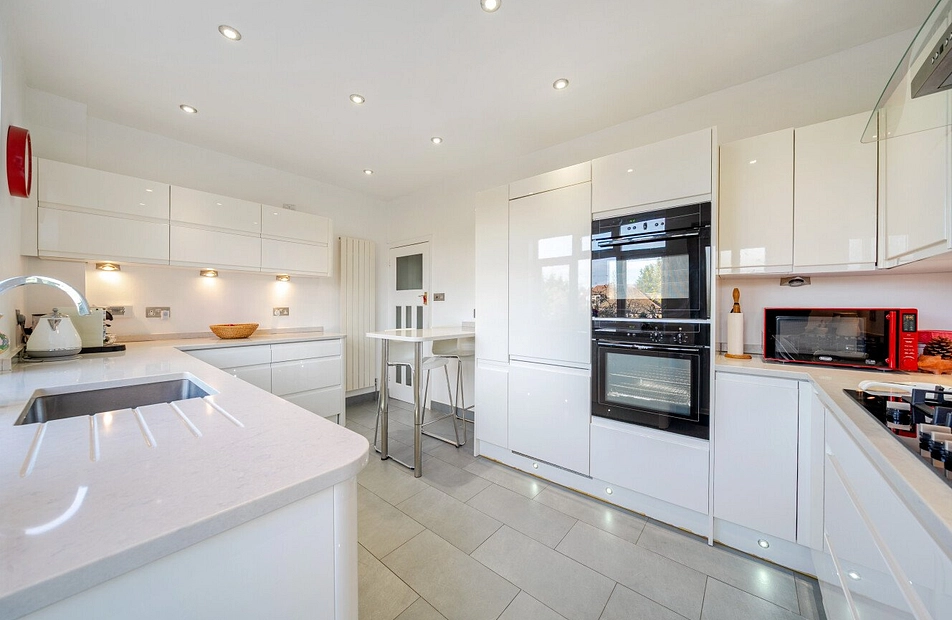 Skeena Hill, London, SW18 - Kinleigh Folkard & Hayward