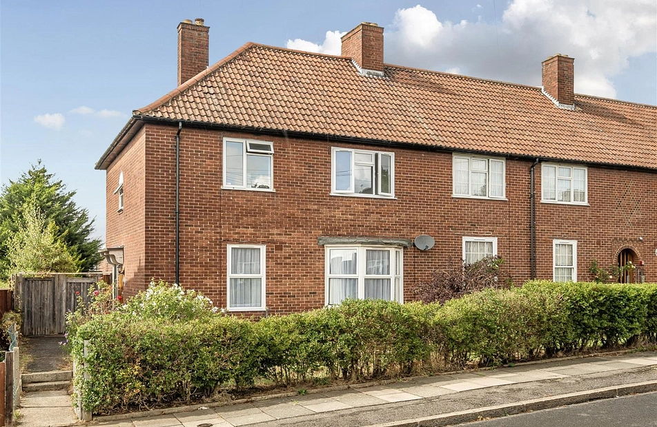 Glastonbury Road, Morden, SM4 - Kinleigh Folkard & Hayward