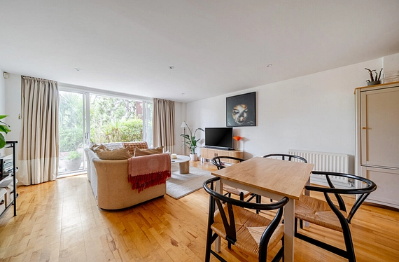 Queensmere Road, Southfields, London, SW19 - Kinleigh Folkard & Hayward