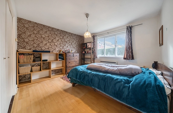 Crowthorne Close, Southfields, London, SW18 - Kinleigh Folkard & Hayward