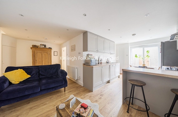 Merton Road, Southfields, London, SW18 - Kinleigh Folkard & Hayward