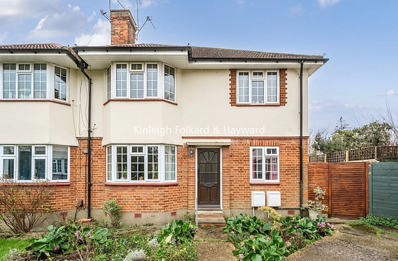 Dorchester Court, Southgate, London, N14 - Kinleigh Folkard & Hayward