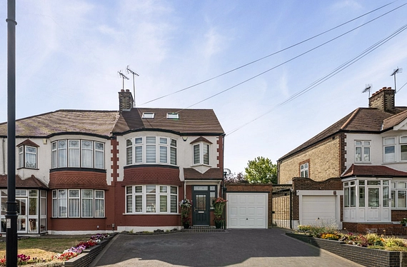 Winchmore Hill Road, London, N14 - Kinleigh Folkard & Hayward
