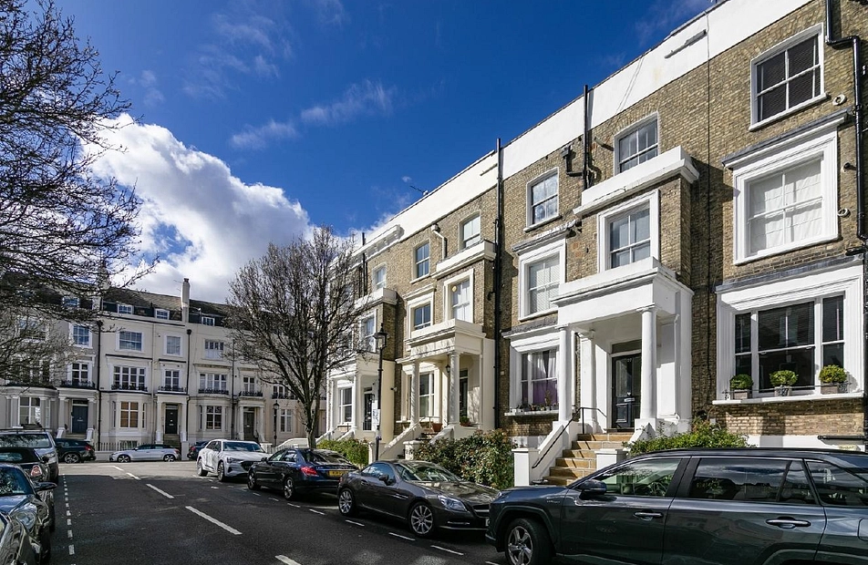 Alma Square, St John's Wood, London, NW8 - Kinleigh Folkard & Hayward