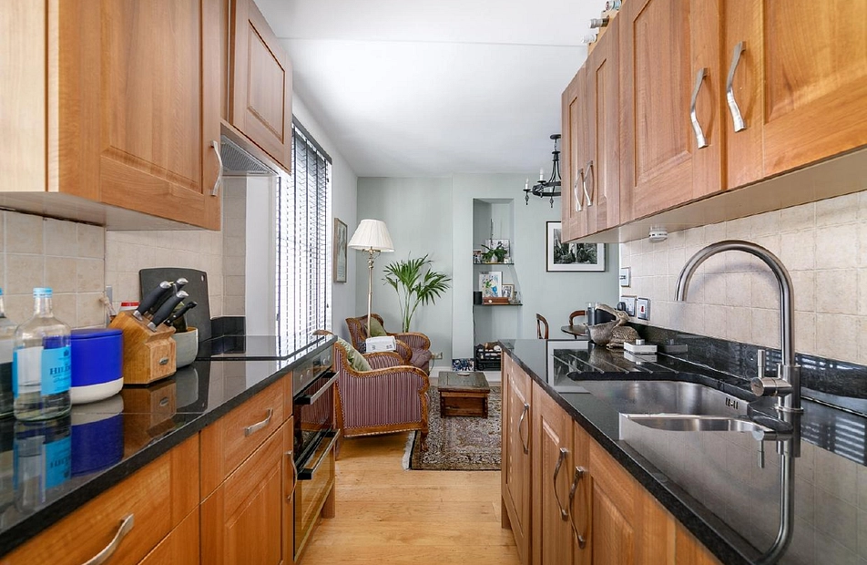 Alma Square, St John's Wood, London, NW8 - Kinleigh Folkard & Hayward