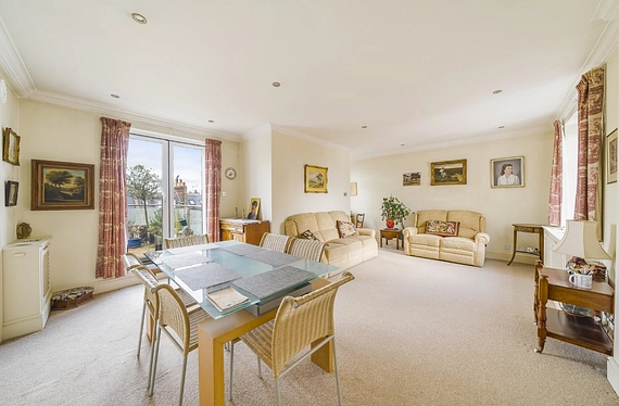 St Johns Wood, London, NW8 - Kinleigh Folkard & Hayward