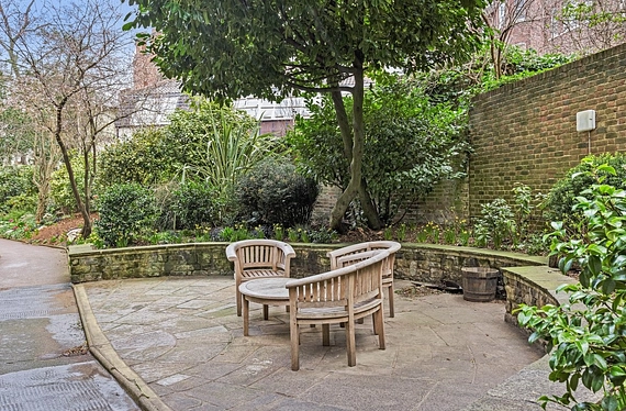 Grove End Road, St John's Wood, London, NW8 - Kinleigh Folkard & Hayward