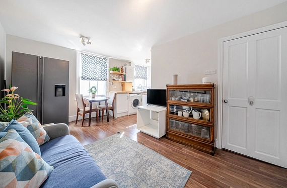 Farm Avenue, Streatham, London, SW16 - Kinleigh Folkard & Hayward